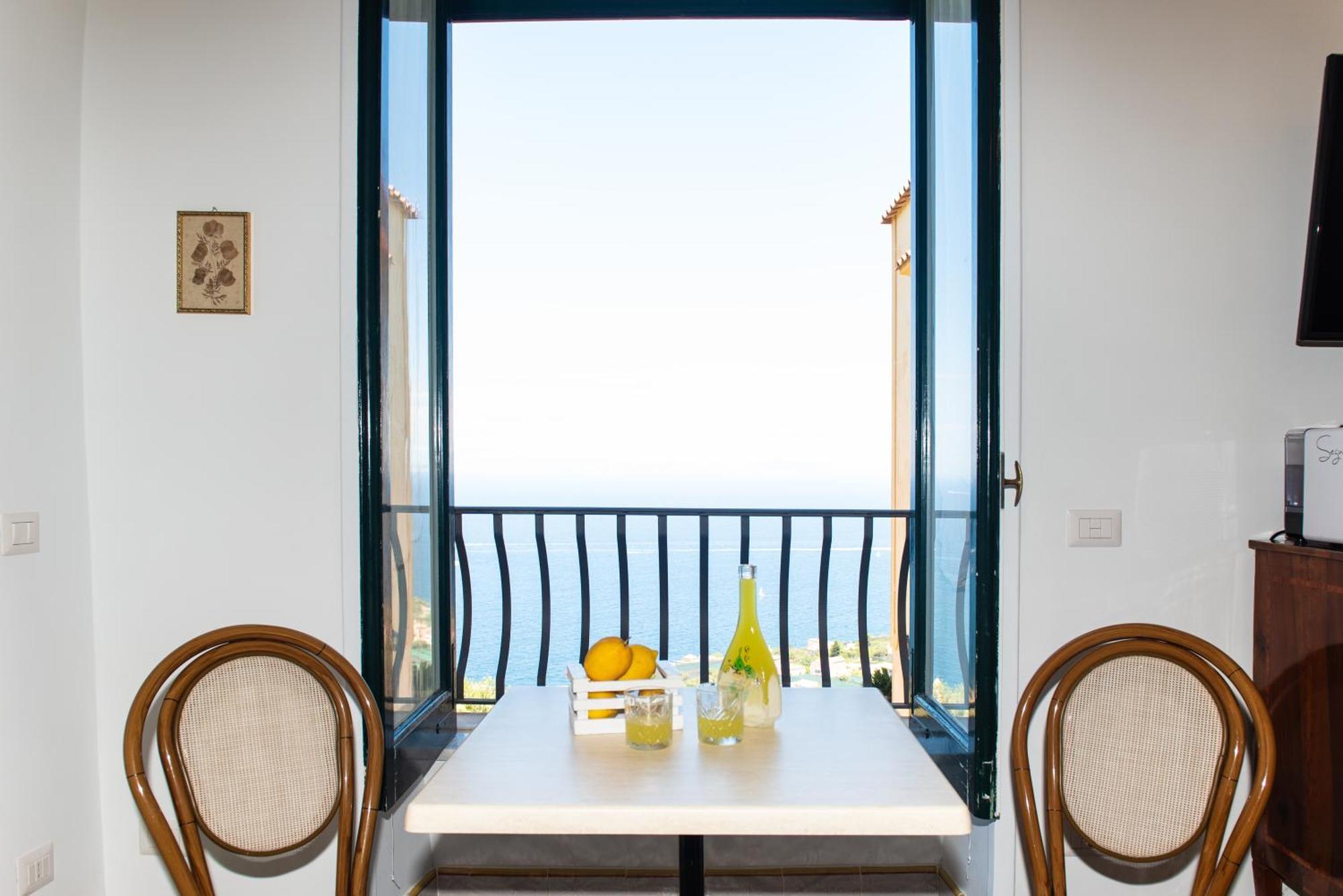 Torre Elisabetta Rooms Масса-Лубренсе Экстерьер фото